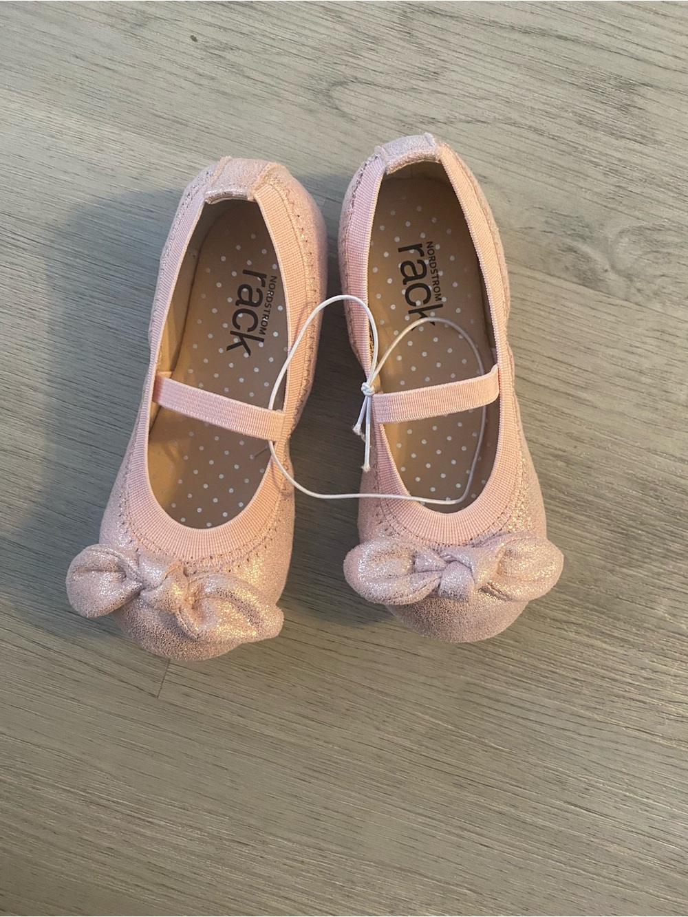 Nordstrom Rack Pink Glitter Bow Mary Jane Moccasins for Kids size 8